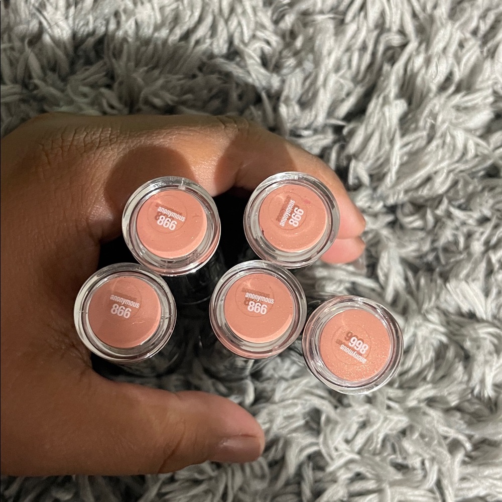 Hard Candy 866 Anonymous plumping serum lipstick